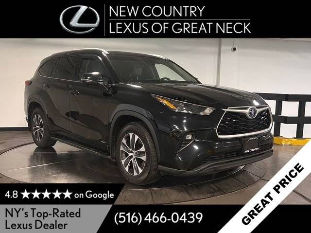 2022 Toyota Highlander Hybrid XLE AWD photo