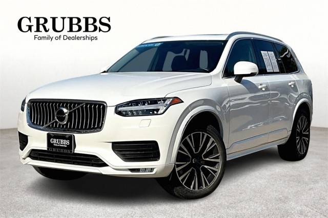 2022 Volvo XC90 Momentum AWD photo