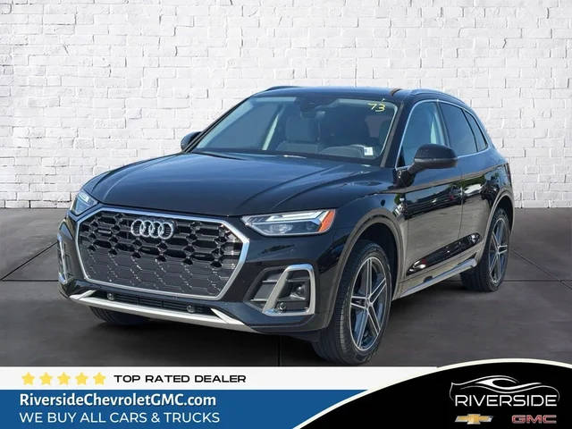 2022 Audi Q5 S line Premium AWD photo