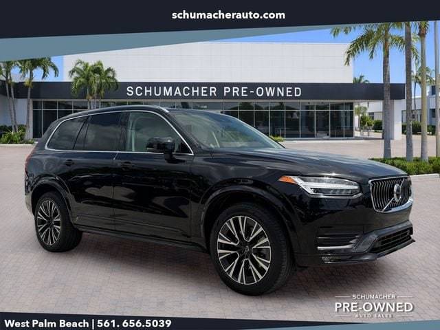 2022 Volvo XC90 Momentum FWD photo