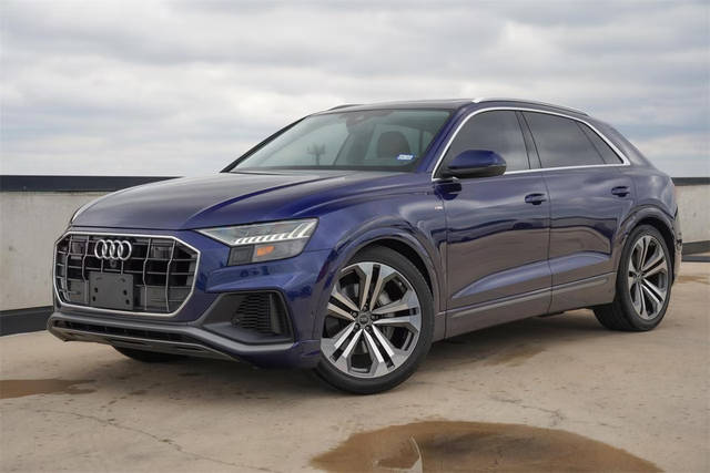 2022 Audi Q8 Prestige AWD photo