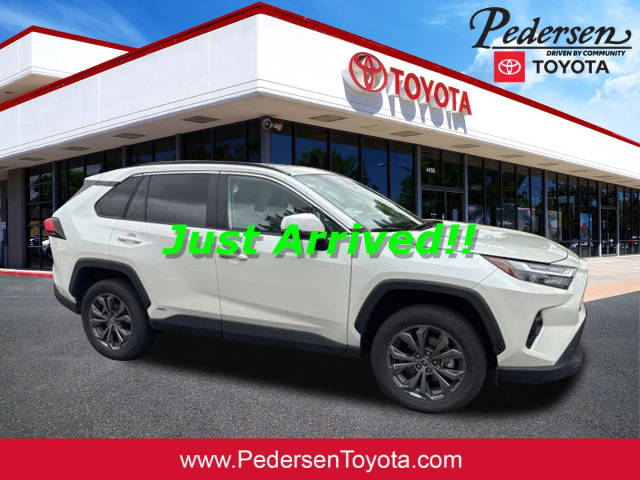 2022 Toyota RAV4 Hybrid XLE Premium AWD photo