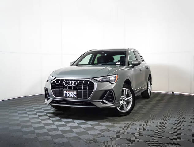 2022 Audi Q3 S line Premium AWD photo