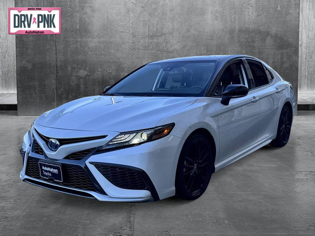 2022 Toyota Camry Hybrid XSE FWD photo