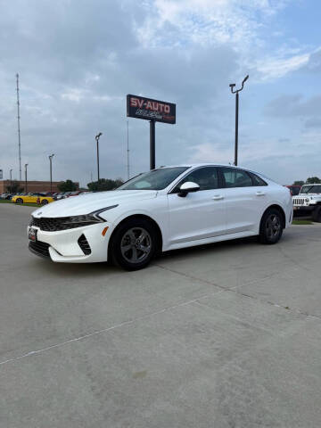 2021 Kia K5 LXS FWD photo