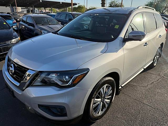 2020 Nissan Pathfinder SL FWD photo