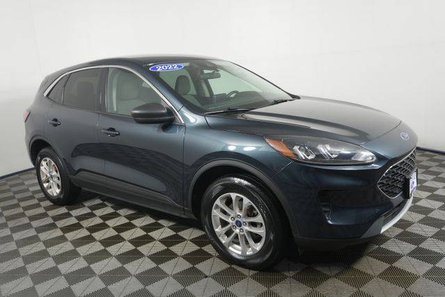 2022 Ford Escape SE AWD photo