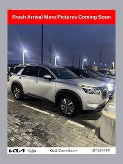 2022 Nissan Pathfinder SL 4WD photo