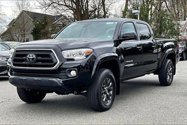 2022 Toyota Tacoma SR5 4WD photo