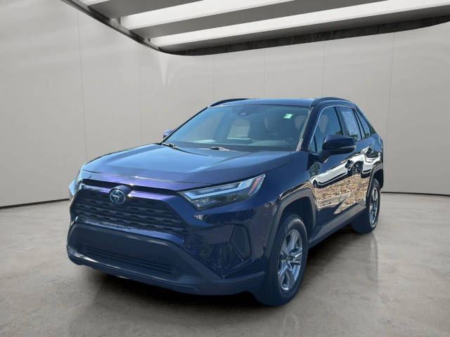 2022 Toyota RAV4 Hybrid XLE AWD photo