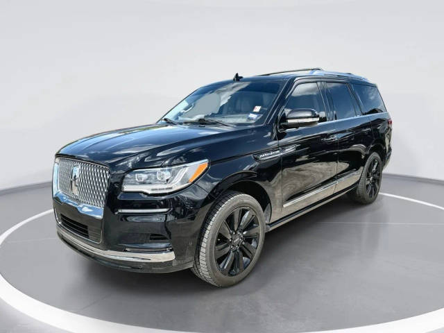 2022 Lincoln Navigator Reserve 4WD photo
