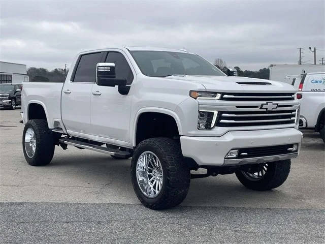 2022 Chevrolet Silverado 2500HD LTZ 4WD photo