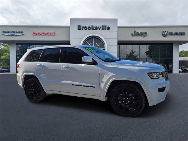 2022 Jeep Grand Cherokee Laredo X RWD photo