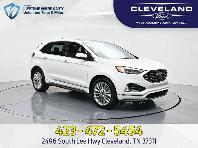 2022 Ford Edge Titanium AWD photo