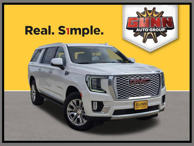 2022 GMC Yukon XL Denali 4WD photo