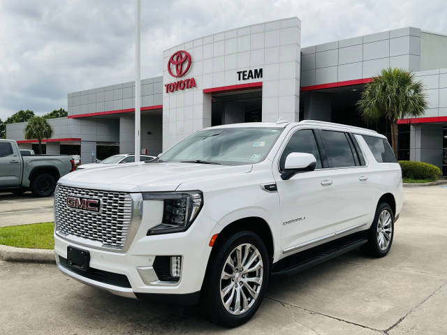 2022 GMC Yukon XL Denali RWD photo