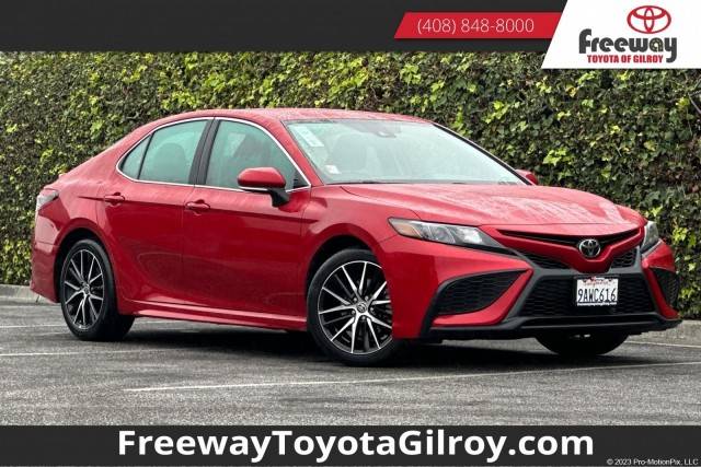 2022 Toyota Camry SE FWD photo
