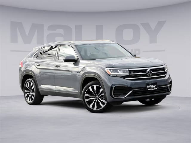 2022 Volkswagen Atlas Cross Sport 3.6L V6 SEL Premium R-Line AWD photo