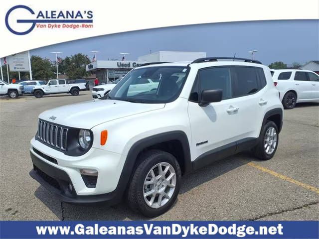 2022 Jeep Renegade Latitude 4WD photo