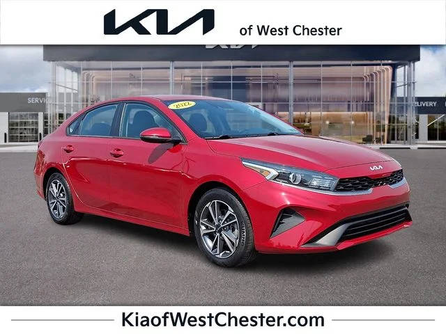 2022 Kia Forte LXS FWD photo