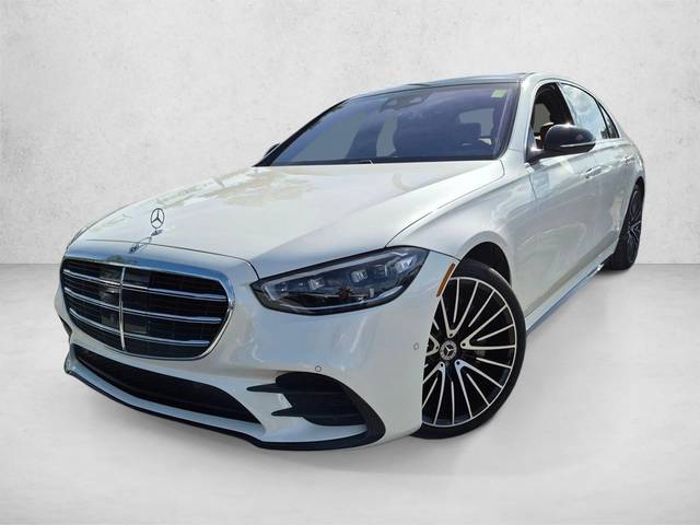 2022 Mercedes-Benz S-Class S 500 AWD photo
