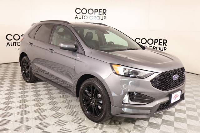 2022 Ford Edge ST-Line AWD photo