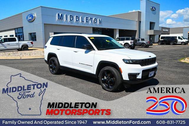 2022 Jeep Grand Cherokee L Limited 4WD photo