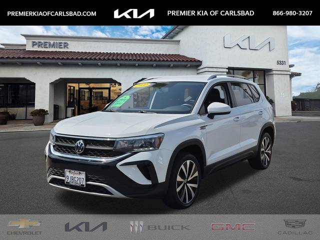 2022 Volkswagen Taos SE FWD photo