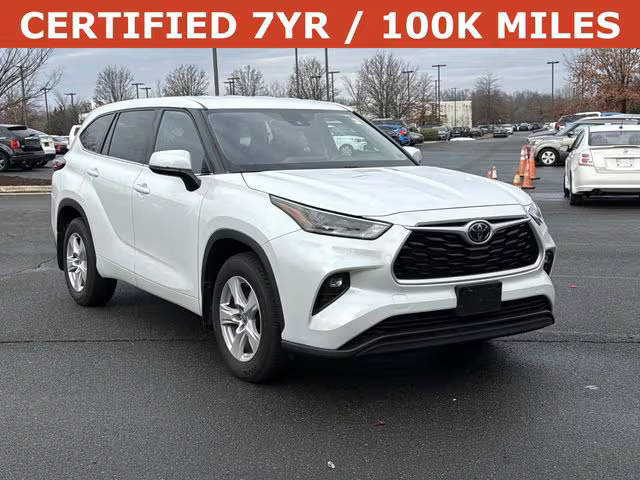2022 Toyota Highlander LE AWD photo