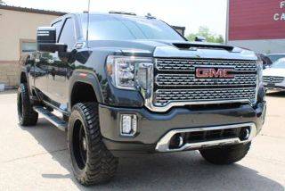 2022 GMC Sierra 2500HD Denali 4WD photo