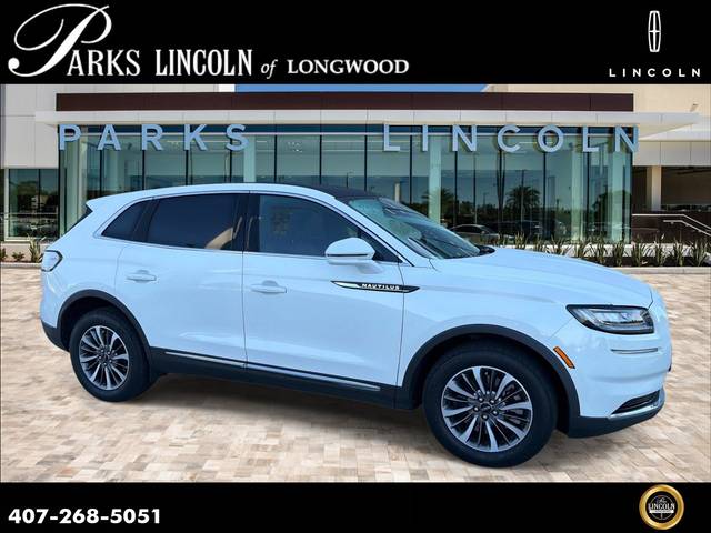 2022 Lincoln Nautilus Reserve AWD photo