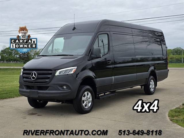 2022 Mercedes-Benz 4WD photo