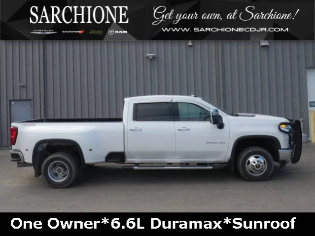 2022 Chevrolet Silverado 3500HD LTZ 4WD photo