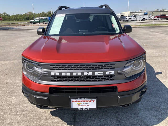 2022 Ford Bronco Sport Badlands 4WD photo