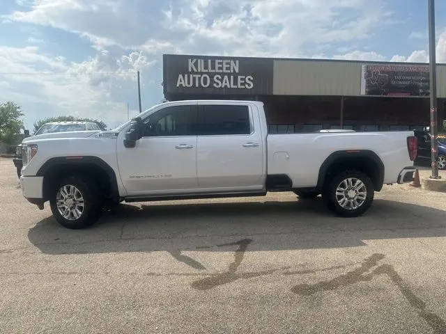 2022 GMC Sierra 2500HD Denali 4WD photo