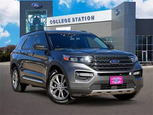 2022 Ford Explorer XLT RWD photo