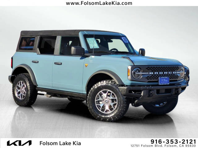 2022 Ford Bronco 4 Door Badlands 4WD photo