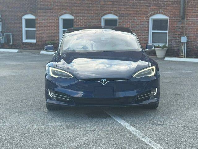 2020 Tesla Model S Long Range AWD photo