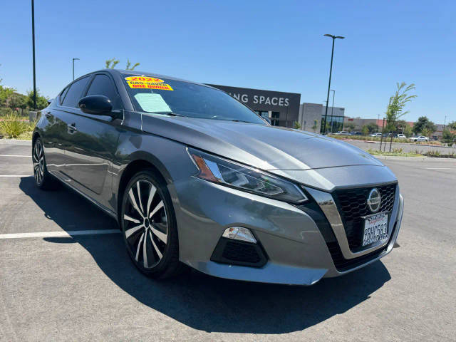 2022 Nissan Altima 2.5 SR FWD photo