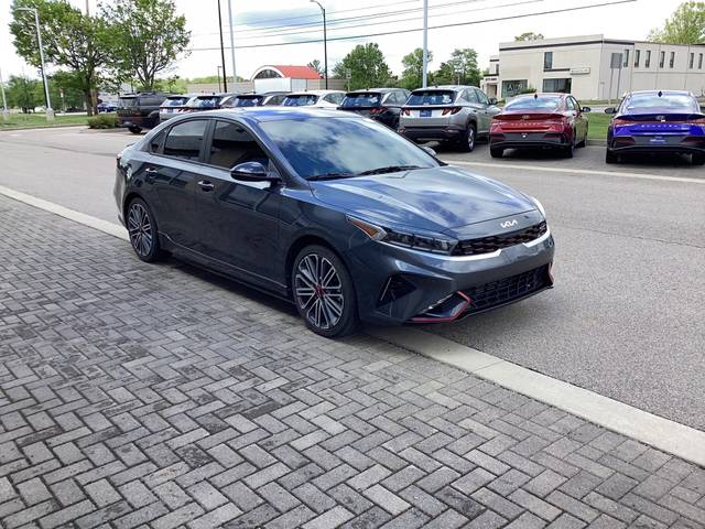2022 Kia Forte GT FWD photo