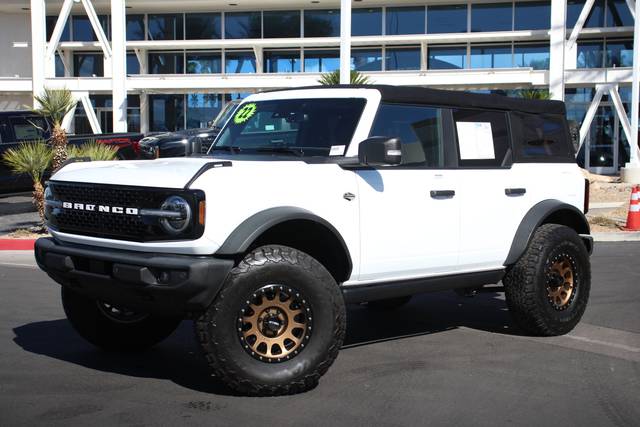 2022 Ford Bronco 4 Door Wildtrak 4WD photo