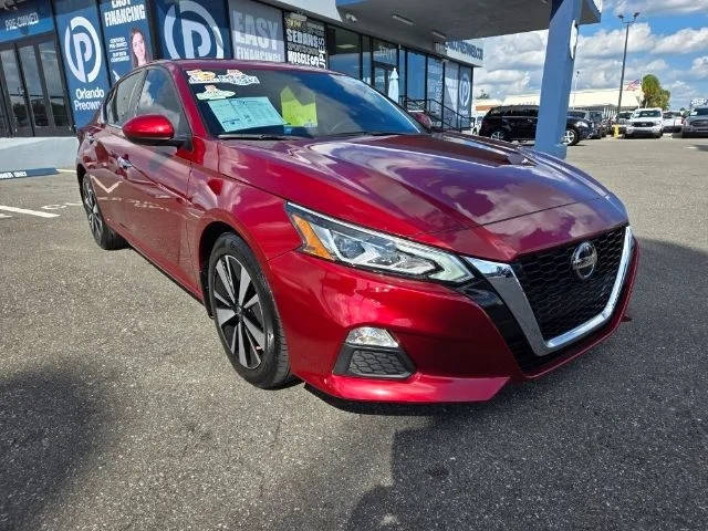 2022 Nissan Altima 2.5 SV FWD photo