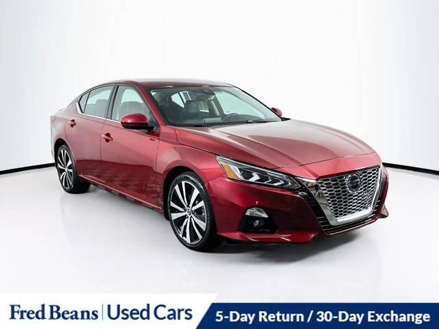 2022 Nissan Altima 2.5 SR AWD photo