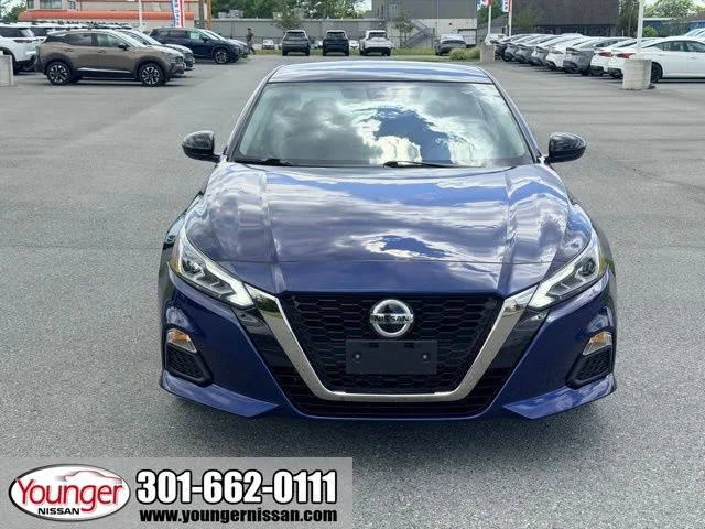 2022 Nissan Altima 2.5 SR FWD photo