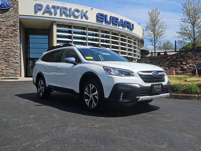 2022 Subaru Outback Touring AWD photo