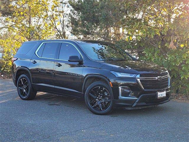 2022 Chevrolet Traverse LS FWD photo