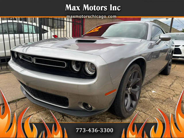 2017 Dodge Challenger SXT Plus RWD photo