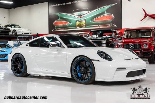 2022 Porsche 911 GT3 GT3 w/Touring Package RWD photo