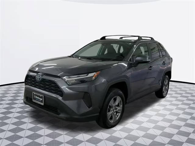 2022 Toyota RAV4 Hybrid XLE AWD photo