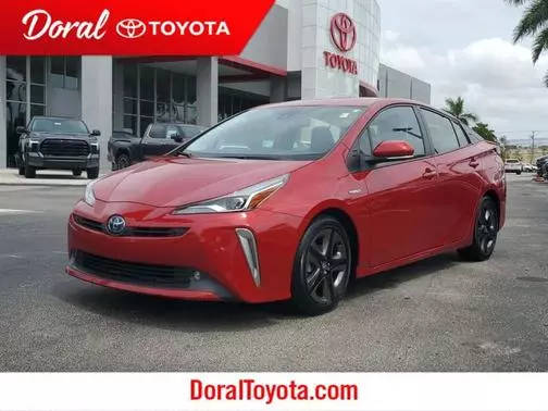 2022 Toyota Prius Limited FWD photo